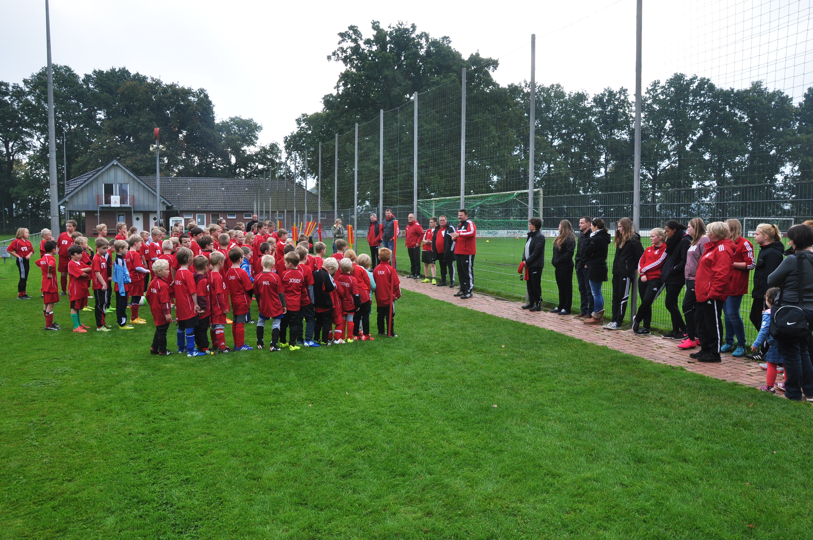 2015_Fußballschule_Tag_eins_ (12).JPG