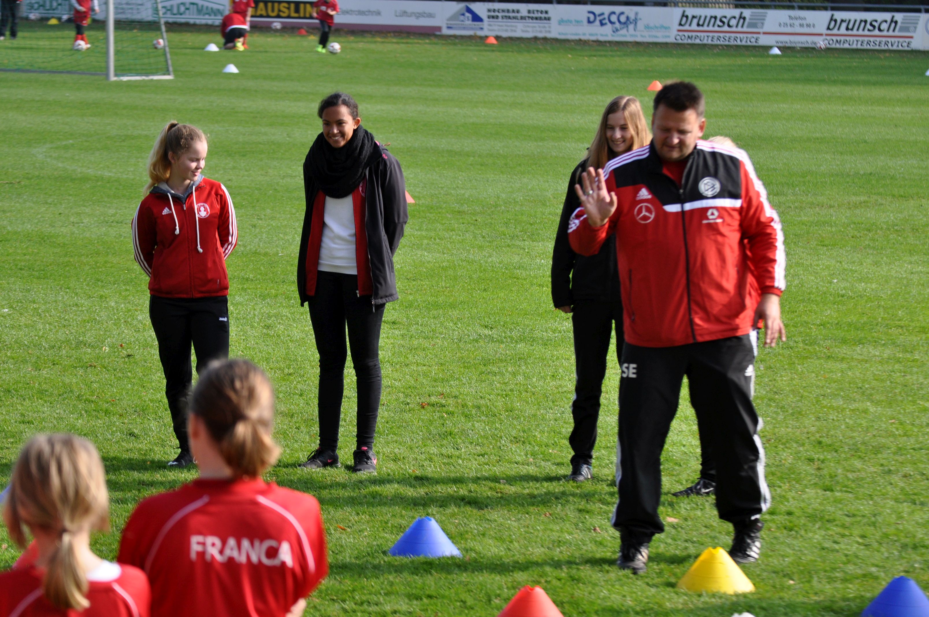 2015_Fußballschule_Tag_eins_ (31).JPG