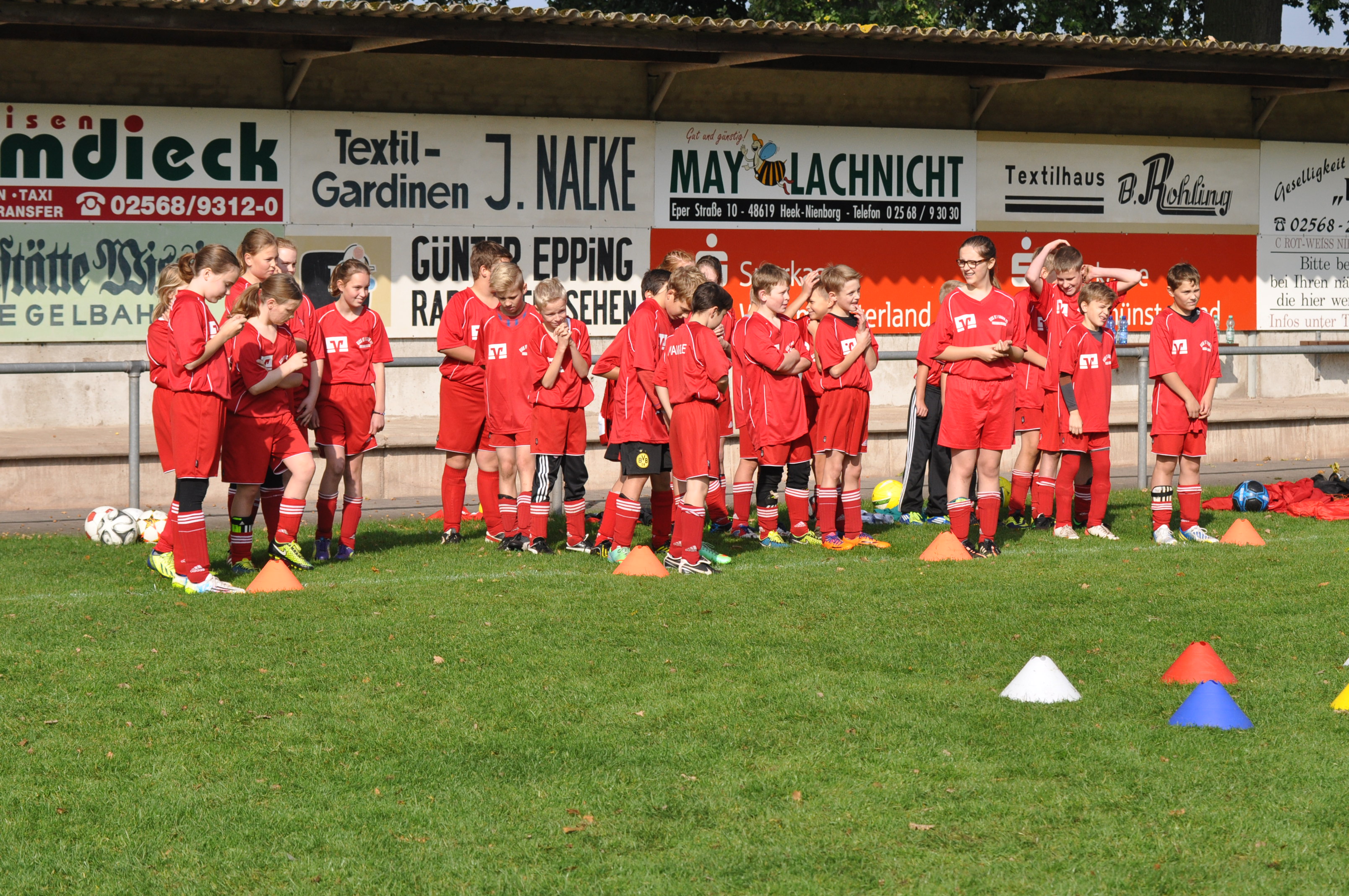 2015_Fußballschule_Tag_eins_ (40).JPG