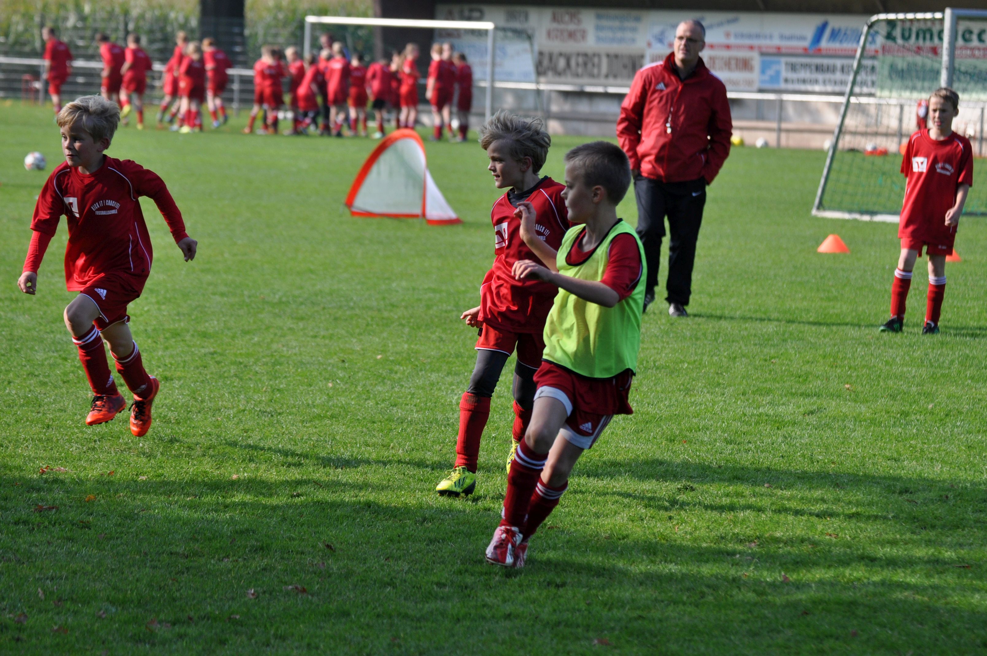 2015_Fußballschule_Tag_eins_ (60).JPG