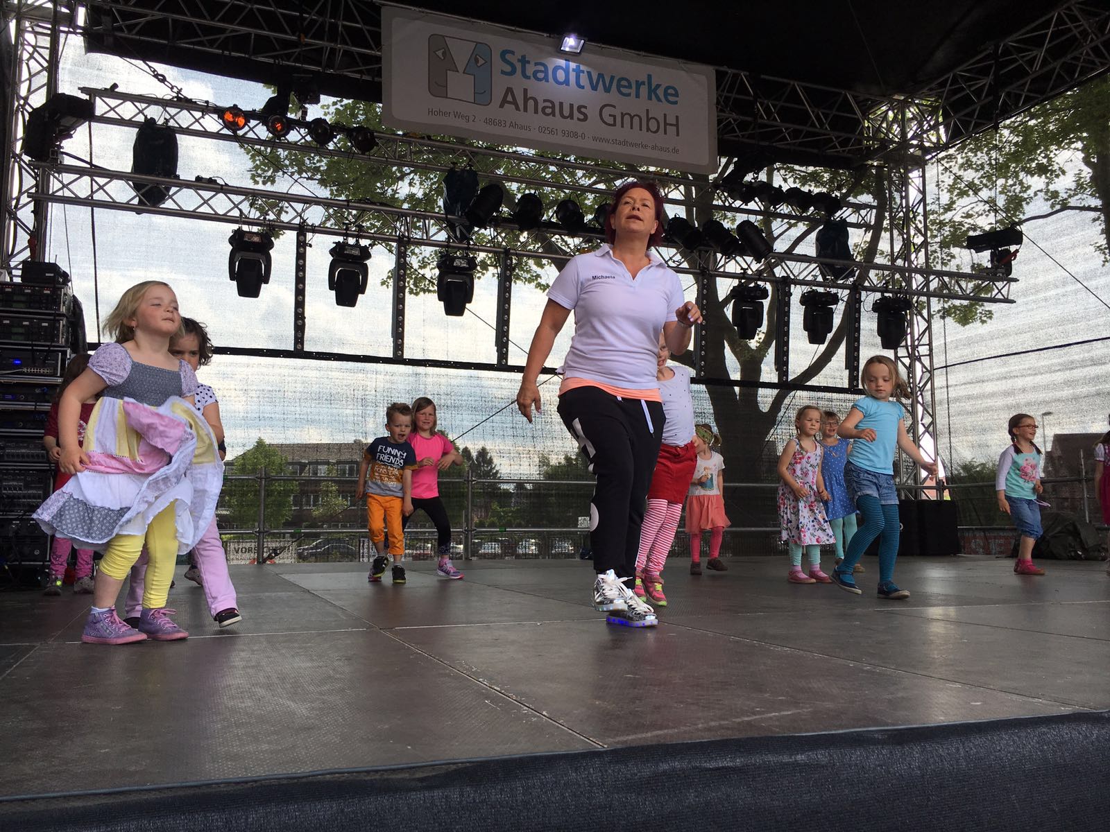 2016_05_21_RWN_Tanzgruppen_Stadtfest_Ahaus_ (15)