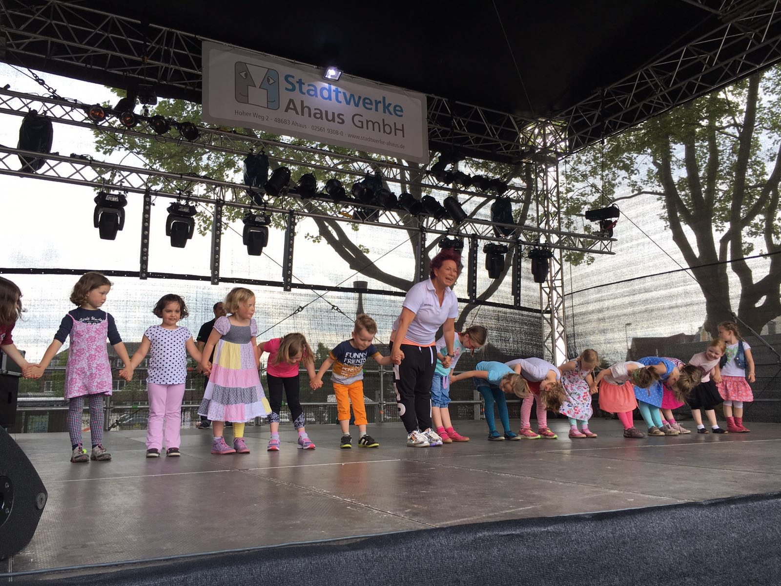 2016_05_21_RWN_Tanzgruppen_Stadtfest_Ahaus_ (29)