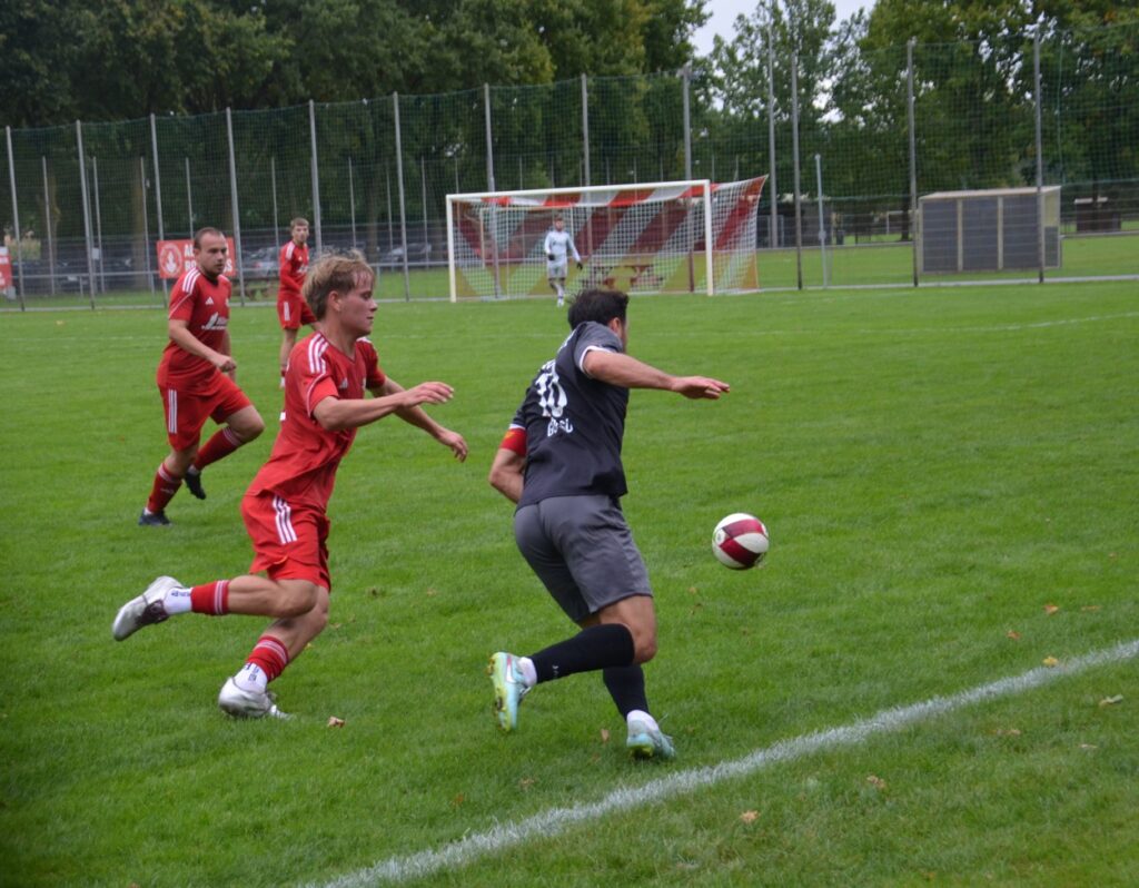 Klare 1:5 Niederlage unserer 1. Mannschaft gegen Mitaufsteiger FC Turo d´Izlo Gronau