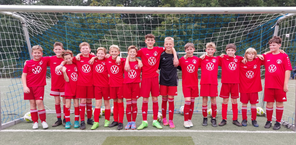 Jugendfussball am Wochenende: D-Jugend gibt drei Tore-Führung aus der Hand | A-Jugend klettert nach Lucky-Punch auf Rang zwei