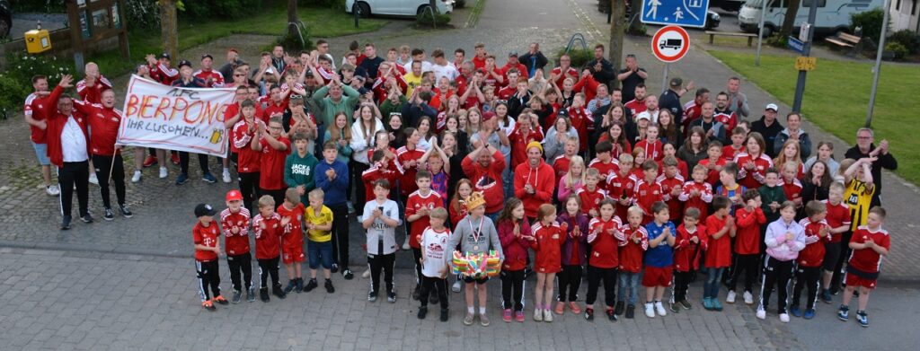 100 Jahre RWN: Jugendturniere für MK-, F- und E-Jugend, am Samstag, 17. Jun in 2023, ab 14:30 Uhr, im Eichenstadion